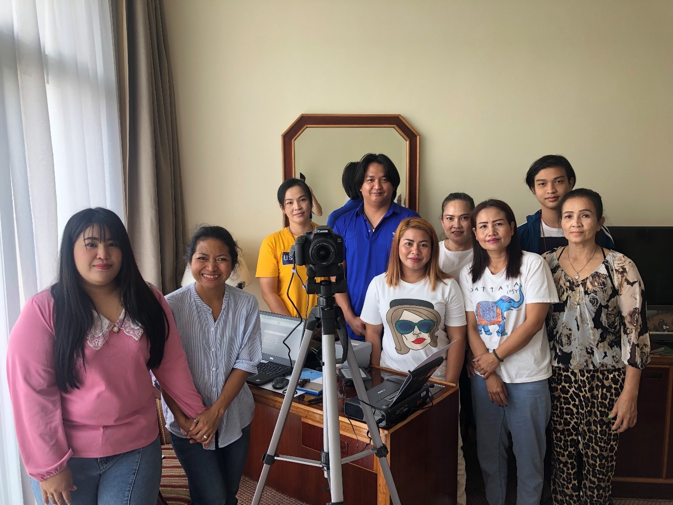 Mobile Consular Services for Thai People